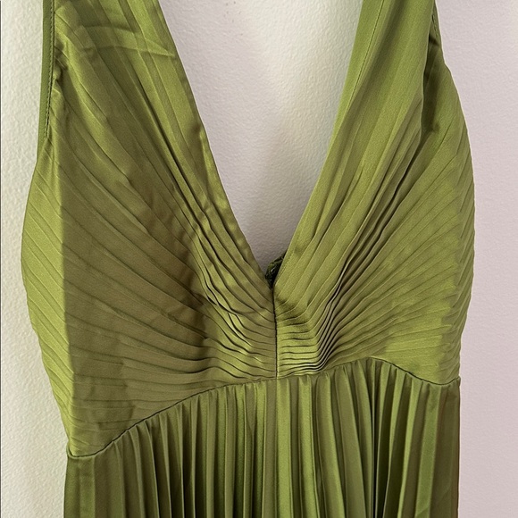 Abercrombie & Fitch Olive Green Cocktail Dress Size Small NWT - Picture 2 of 6